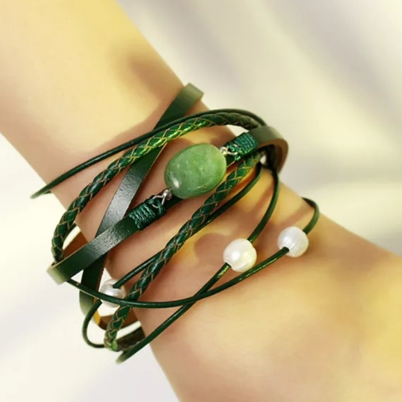 Green stone pearl bracelet - Picture 1 of 2